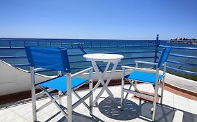 Splash Apartments